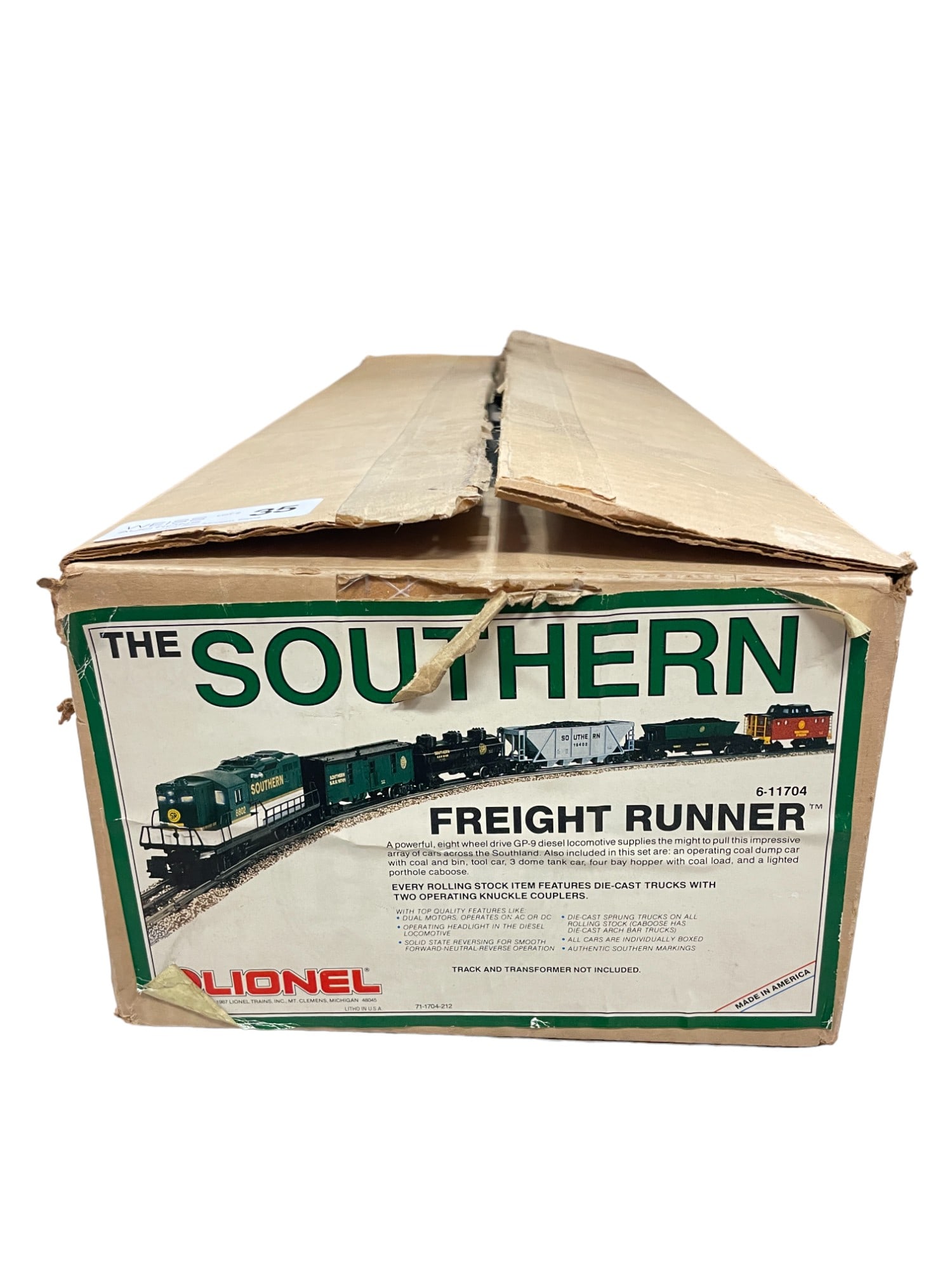 Lionel 11704 Southern Freight Runner Set (1 of 3)