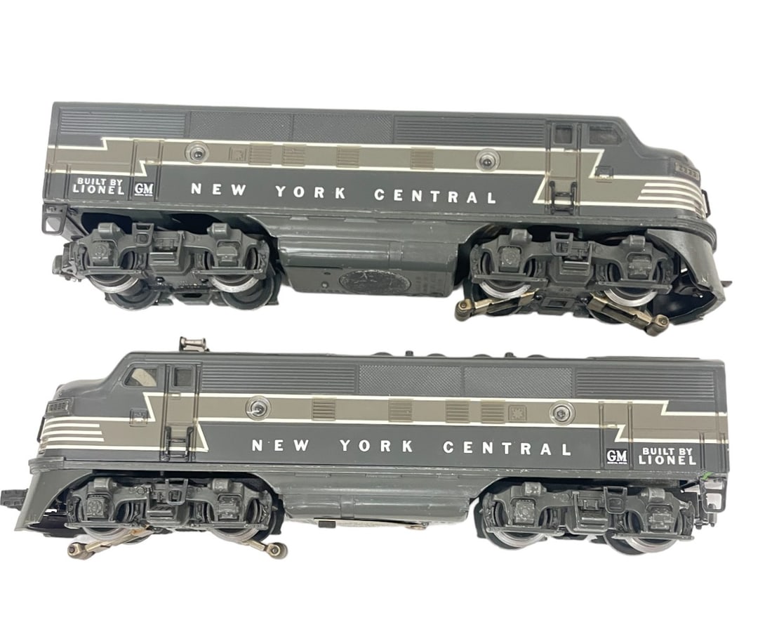 Restored Lionel 2344 NYC F3 AA Diesels (1 of 4)