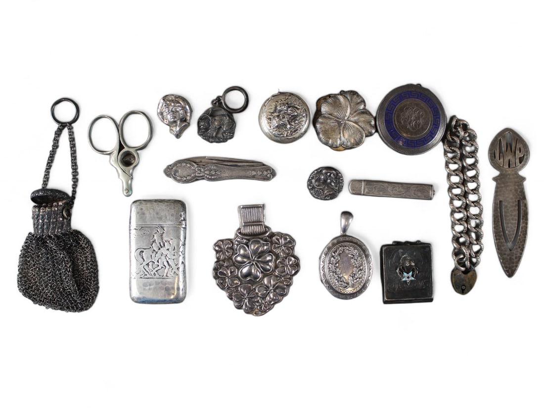 Sterling Silver Trinkets (1 of 5)