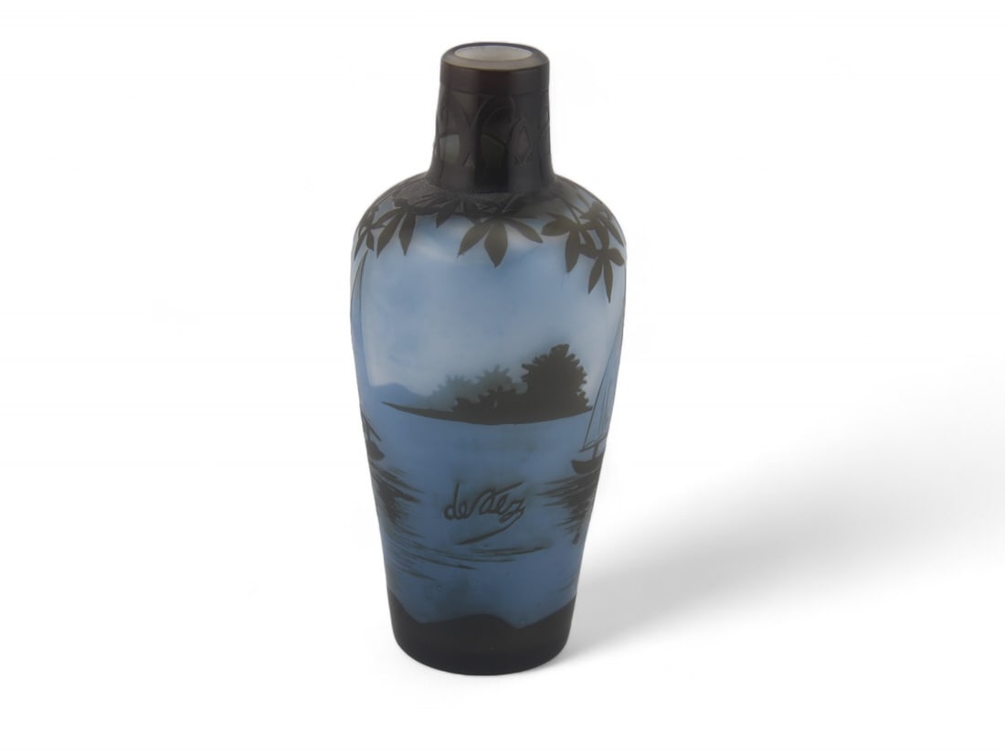 Devez Cameo Art Glass Vase (1 of 5)