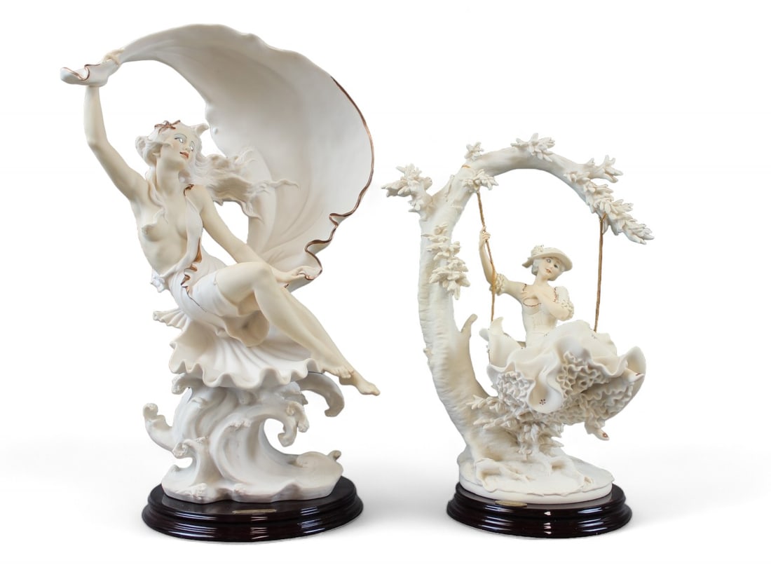 (2) Boxed Giuseppe Armani Figurines (1 of 5)