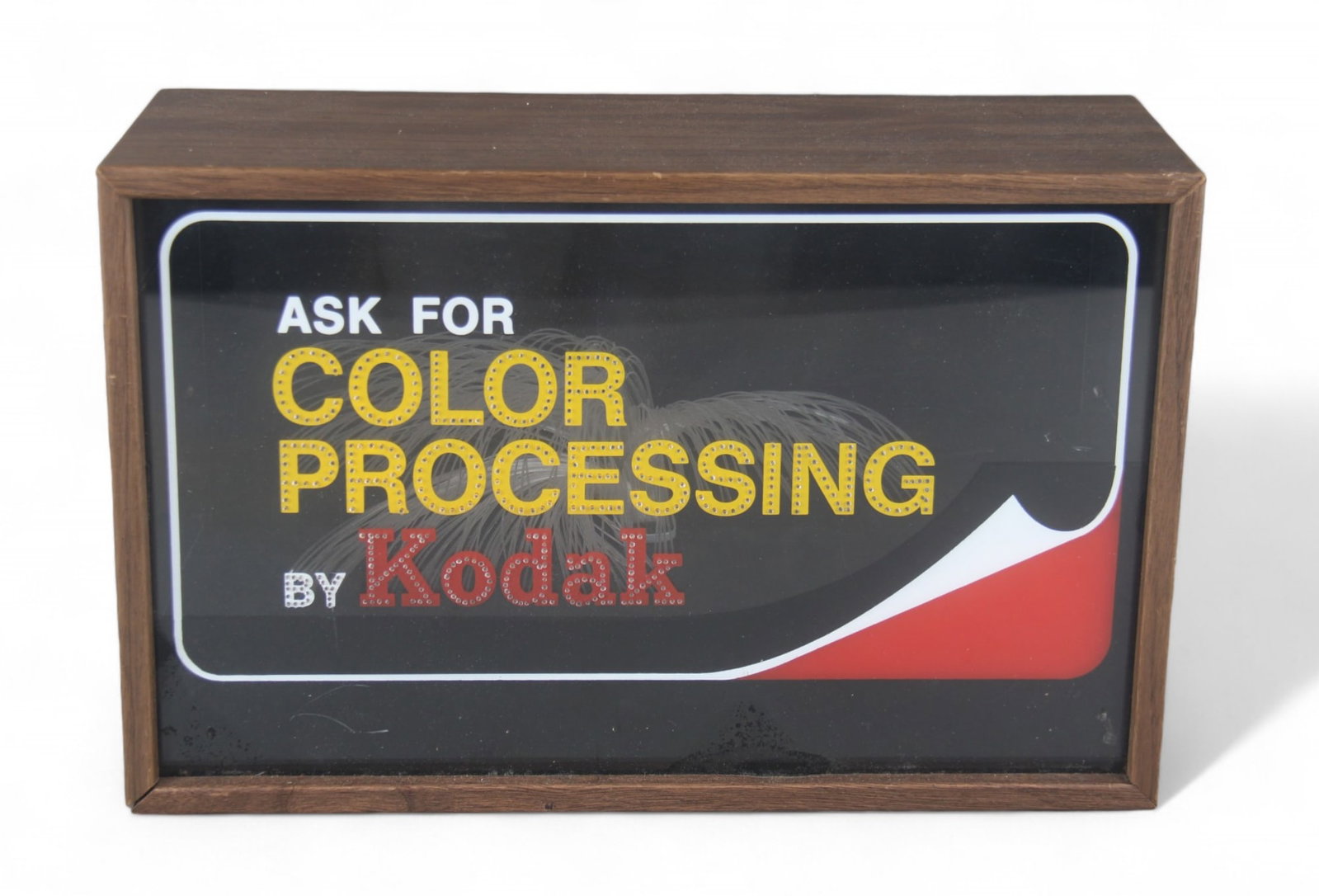 Kodak Color Processing Light Up Sign: Eastman Kodak Company, Rochester, NY. Approx. 15-1/2" x 9-3/4" x 4-1/4". Tested, and worked at the time. Light surface scuffs and scratches.