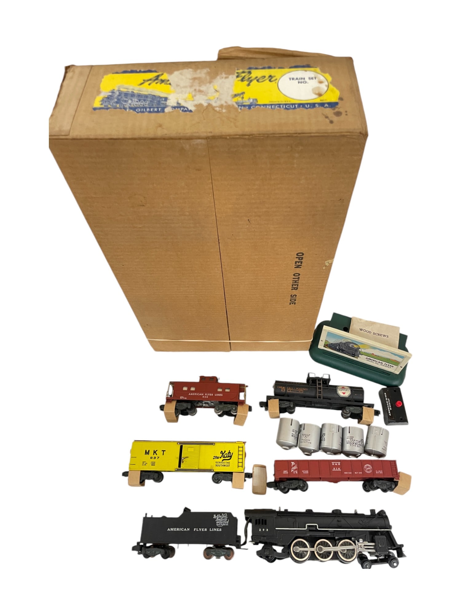 LN Boxed American Flyer 283 Freight Set (1 of 8)