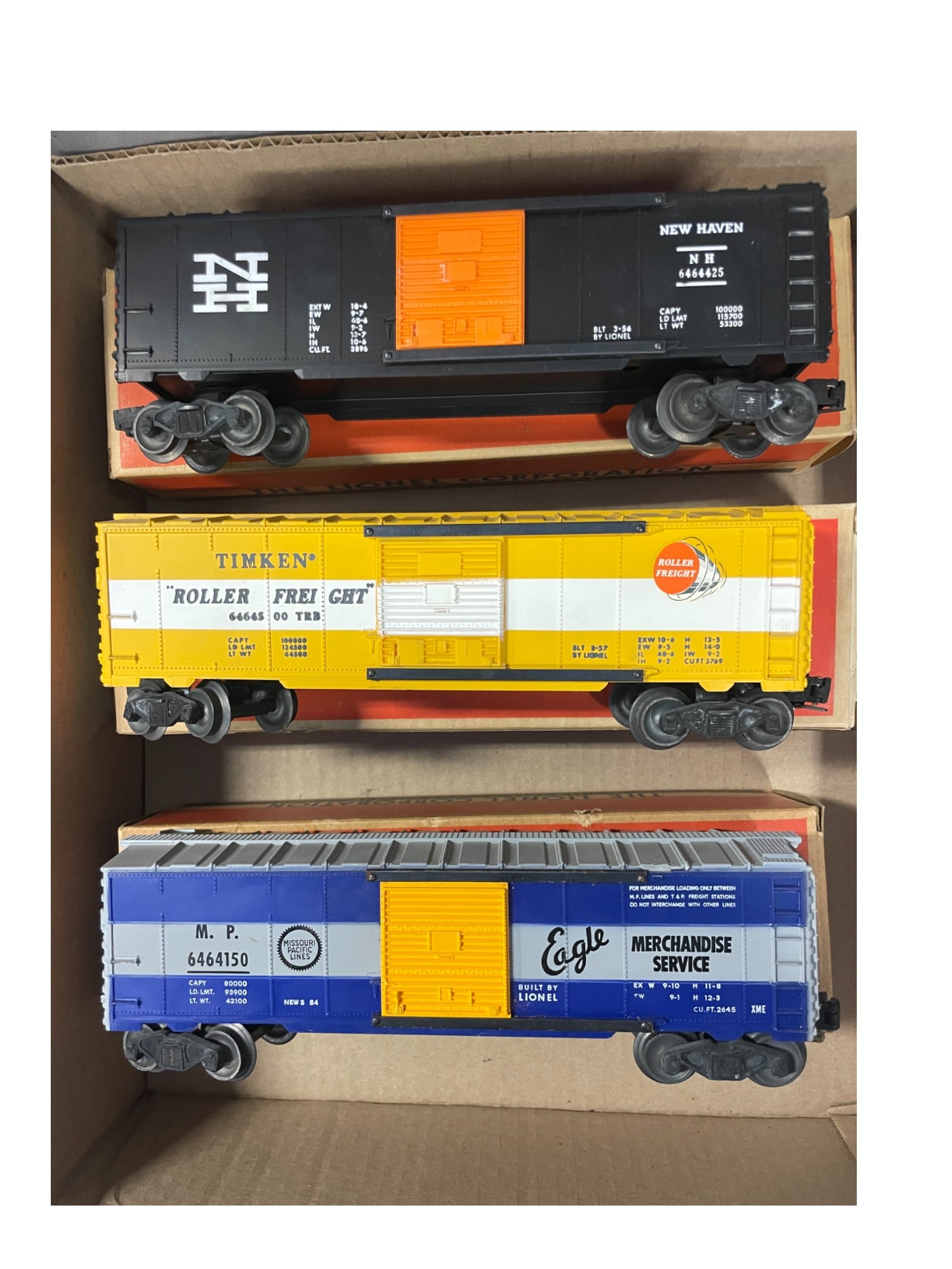3 Nice Boxed Lionel 6464 Boxcars (1 of 5)