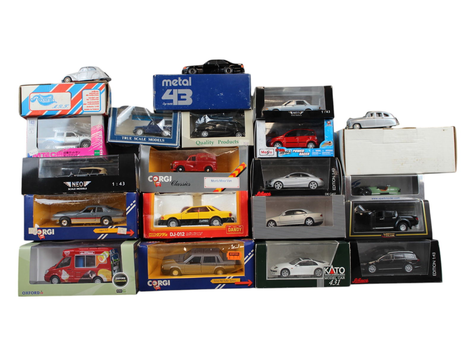 Boxed Diecast Layout Vehicles (1 of 3)