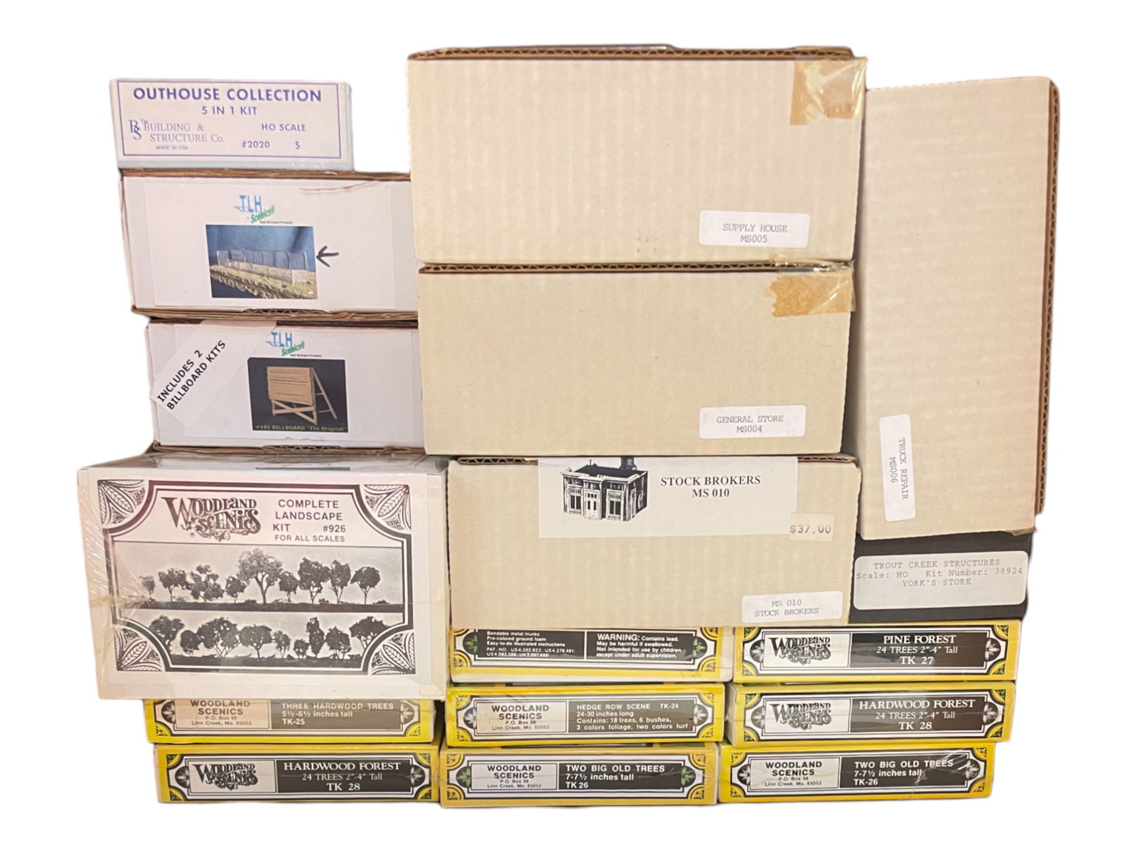 18 Scale HO Structure Kits & Scenery (1 of 6)