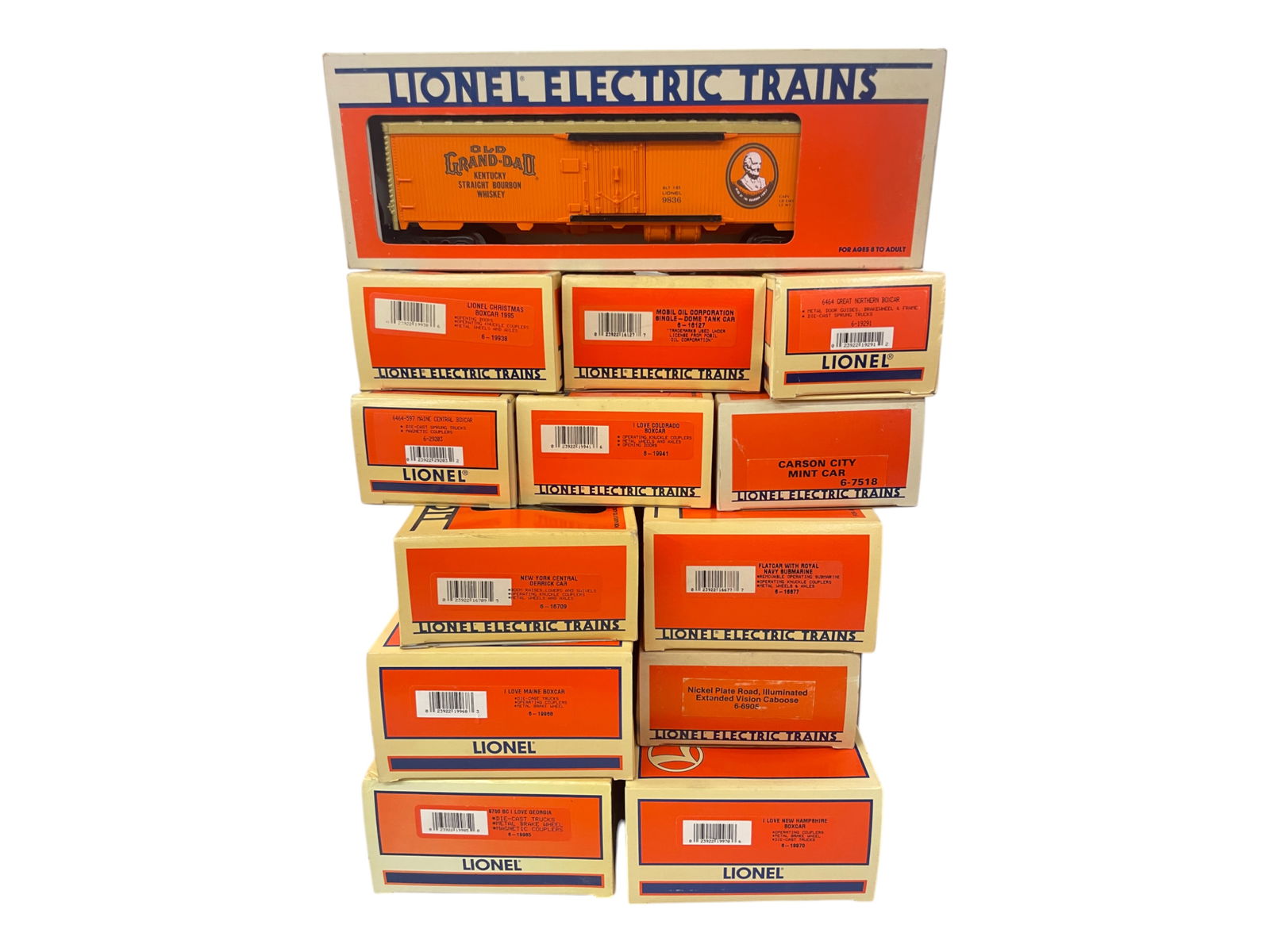 13 Lionel Modern Freight Cars (1 of 6)