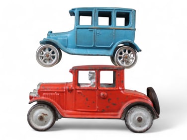 (2) Arcade Cast Iron Cars