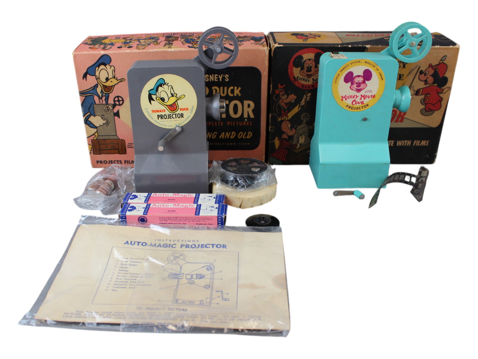 (2) Disney Auto-Magic Projectors in Box (1 of 11)