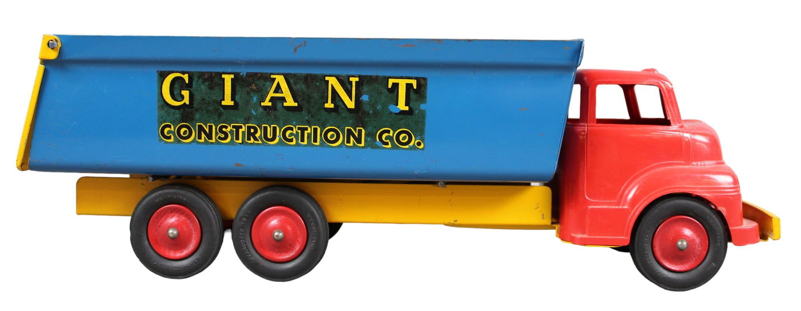Wyandotte Giant Construction Dump Truck (1 of 4)