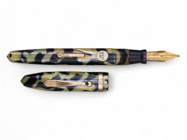 Artcraft Mint Stickered Oversized Fountain Pen