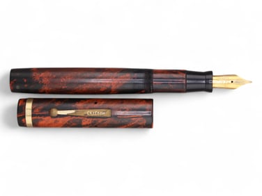 Chilton Oversized Red & Black Ripple Fountain Pen