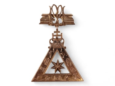 Gold Masonic Presentation Badge Identified