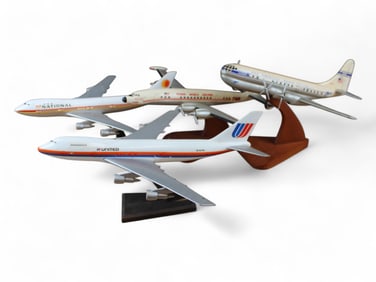 (4) Desk Model Airplanes