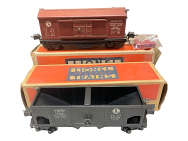 Boxed Late Lionel 3814 & 2816  Freight Cars