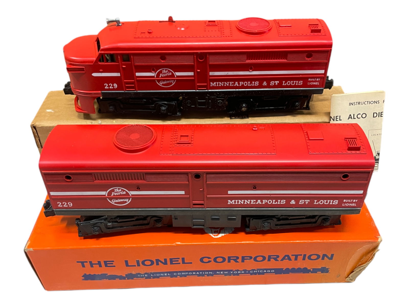 NMINT Boxed Lionel 229 M&StL Alcos (1 of 4)