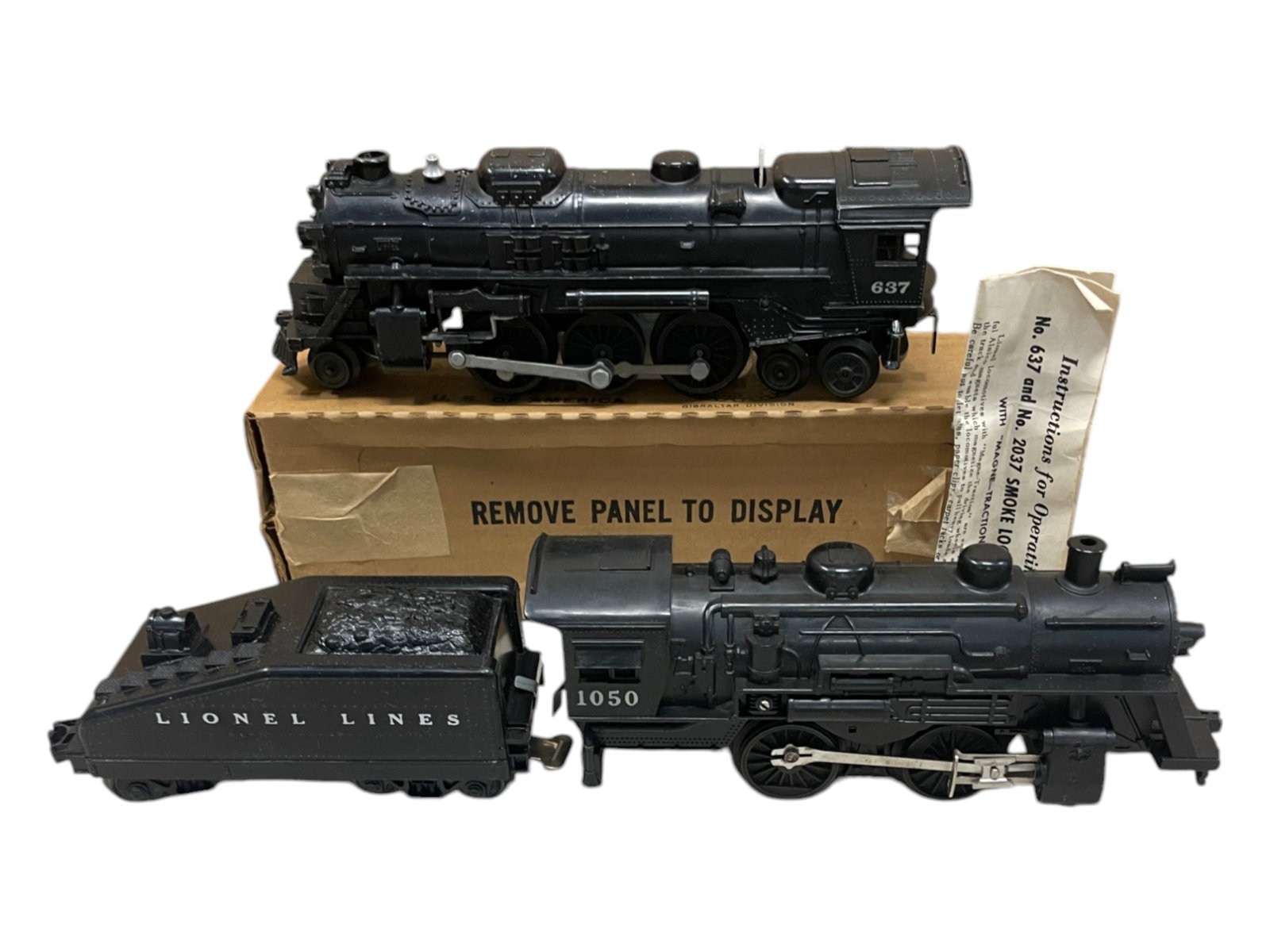 Lionel 1050 & 637 Steam Locos: Includes a 1050, one of the most difficult of this series to find, includes it’s 1050T slant back tender; 637 Steam Loco only with instructions & box. Both show light use.