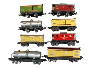9 Lionel Freight Cars