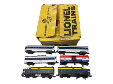 Boxed Lionel SF Passenger Set 1626W