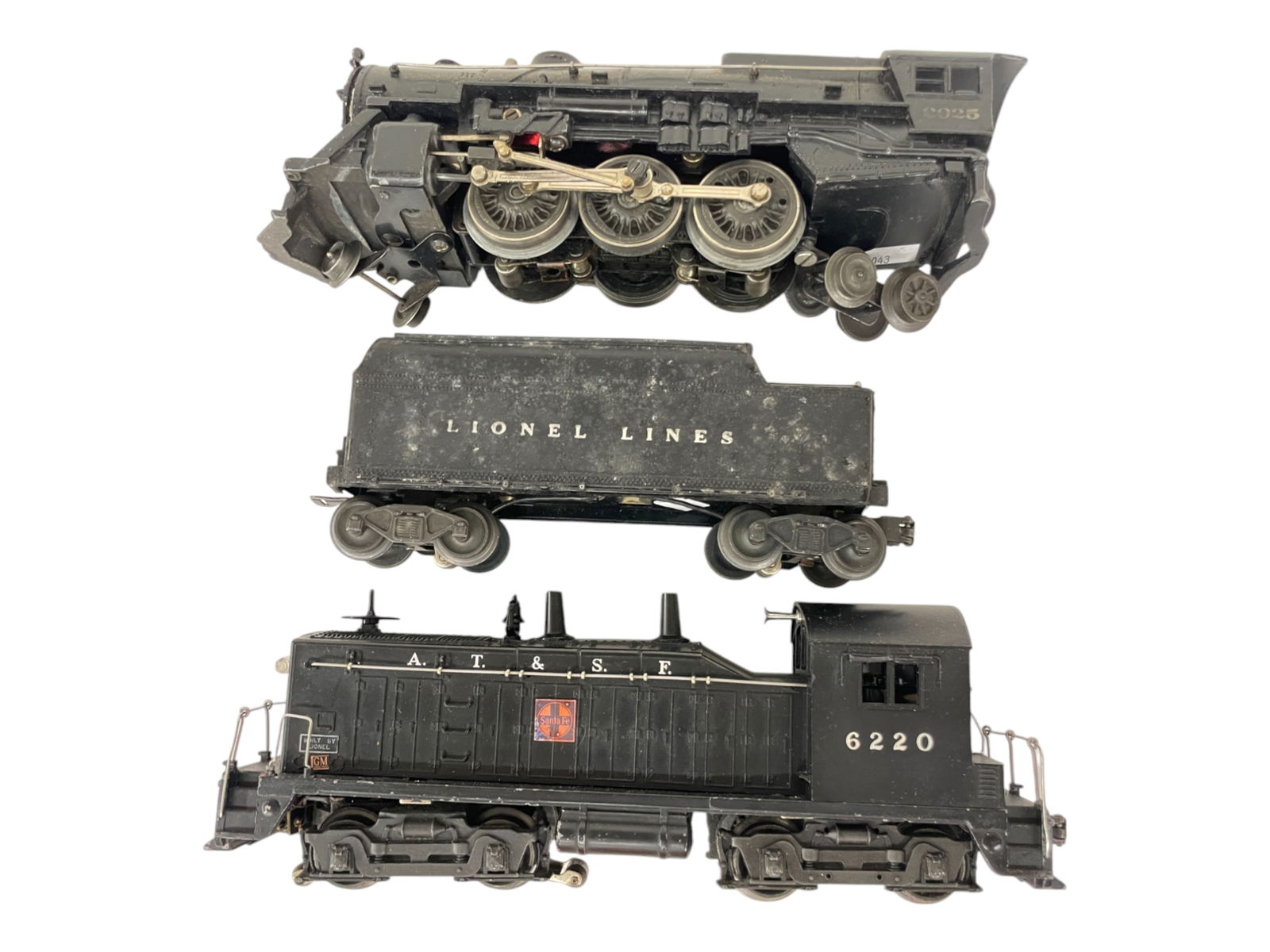 Lionel 6220 & 2025 Locomotives (1 of 6)