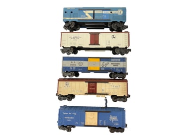 5 Lionel Freight Cars