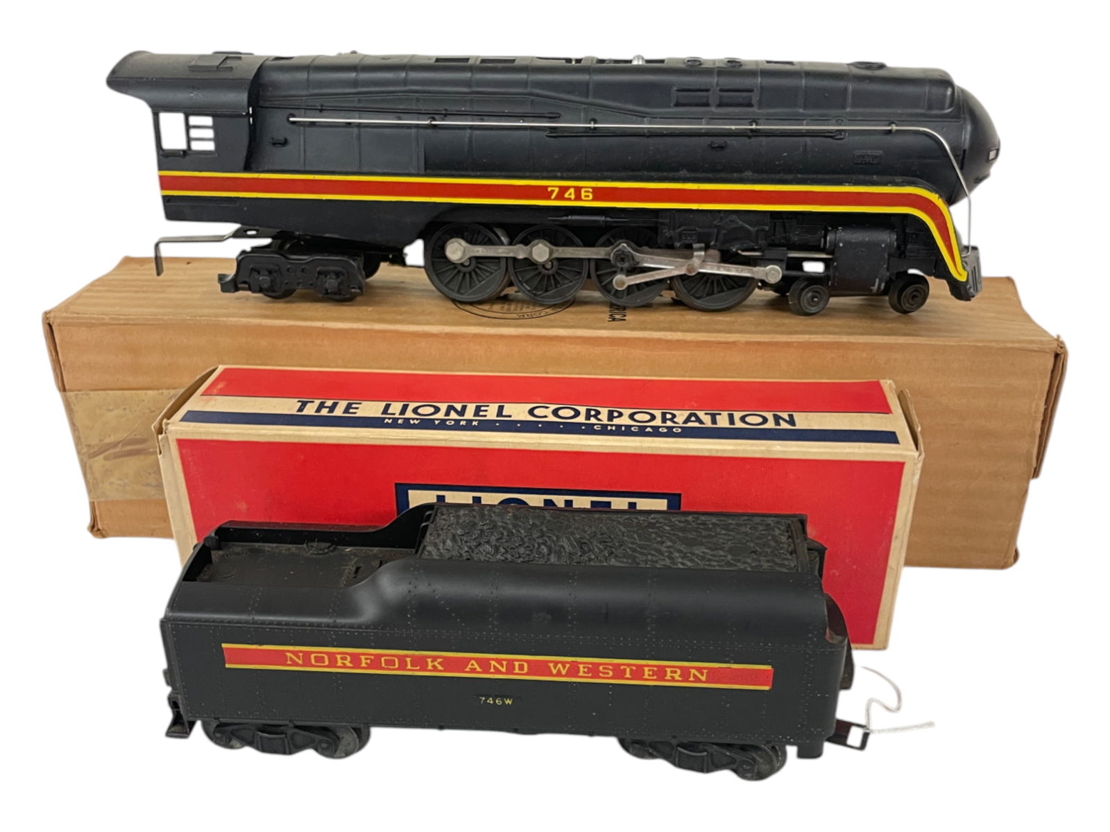 Boxed Lionel 746 N&W J Locomotive (1 of 5)