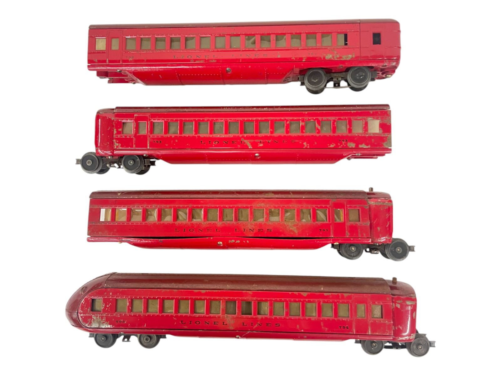 4 Lionel Rail Chief Cars (1 of 3)