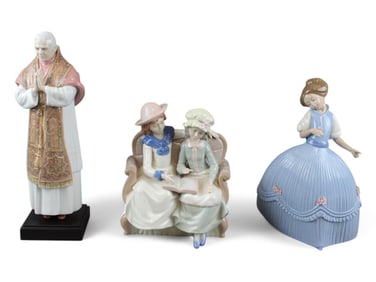 (3) Lladro Figure