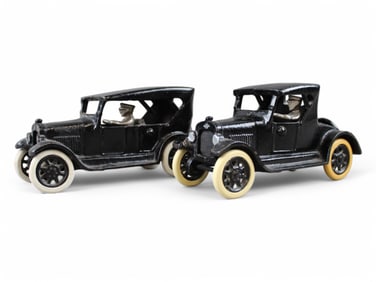 (2) Arcade Cast Iron Cars
