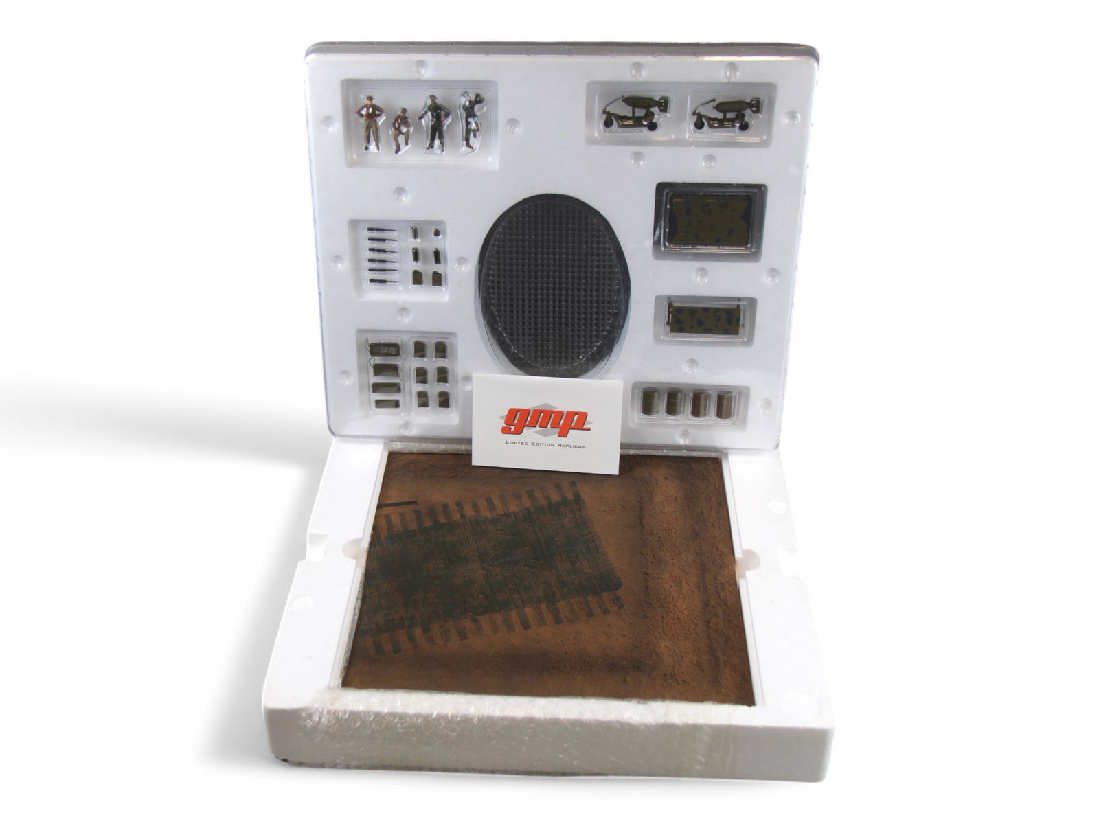 1:35 GMP Service Diorama WWII Airfield 9004 (1 of 6)