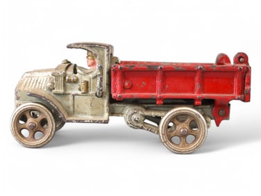 Hubley Cast Iron Dump Truck