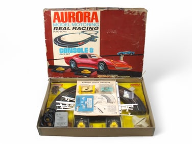 Aurora HO Console 8 Slot Car Race Set #1301