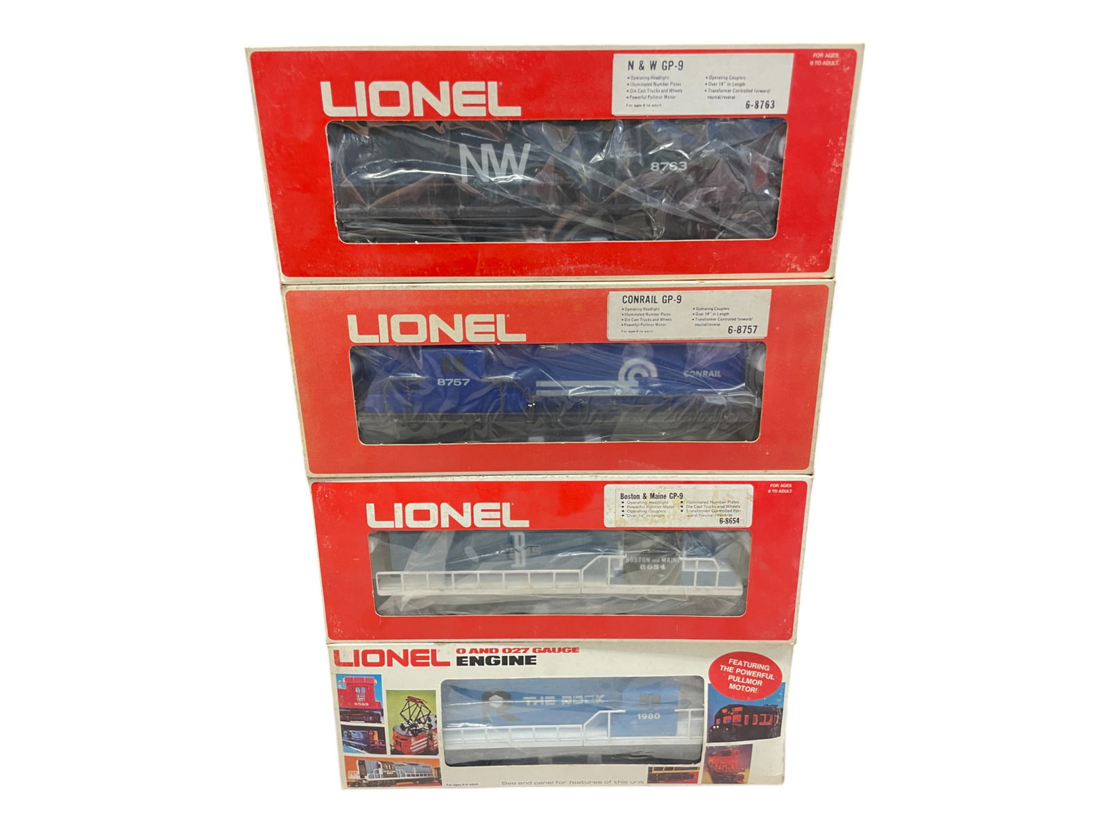 4 Lionel MPC Diesel Locomotives (1 of 4)