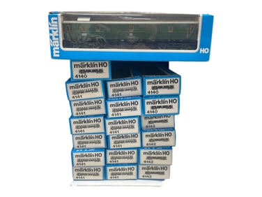 20 STORE STOCK Marklin HO DR Pass Cars