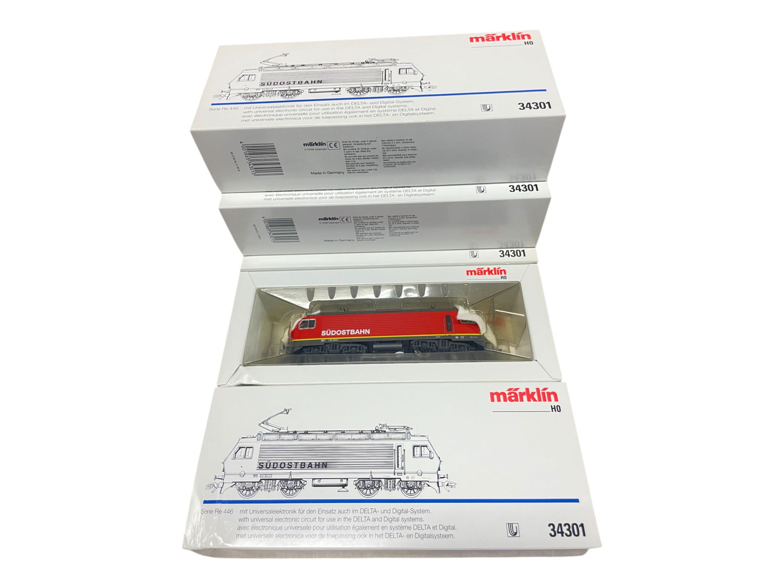 4 STORE STOCK Marklin HO 34301 Electrics: Nice Swiss Seire Re 446 Sudostbahn BO-BO Electrics. They are factory new in boxes(1 has a small dent).