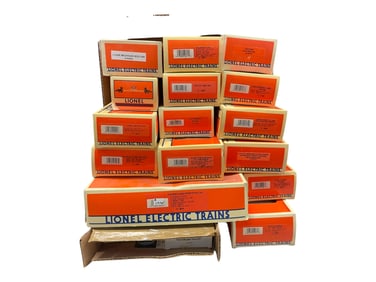 16 Lionel Freight Cars