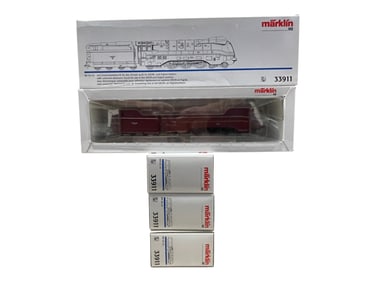 4 STORE STOCK Marklin HO 33911 Locos