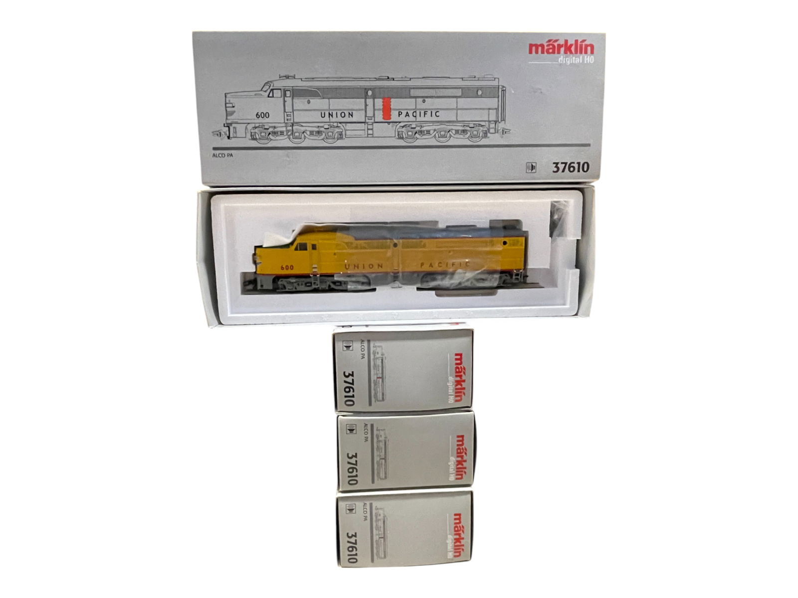 4 STORE STOCK Digital Marklin HO USA Diesels: Includes 4- 37610 UP PA Alco A powered diesel with Sound. All appear new in boxes.