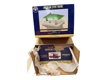 2 Lionel American Flyer Accessories