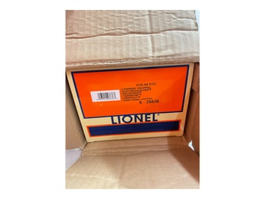 Lionel 28836 NYC H16-44 Diesel