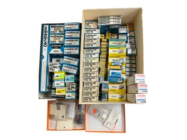 90+ pc Marklin HO Accessories, Piers, Track, Etc.