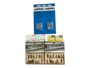 8 Boxed Marklin HO Figures