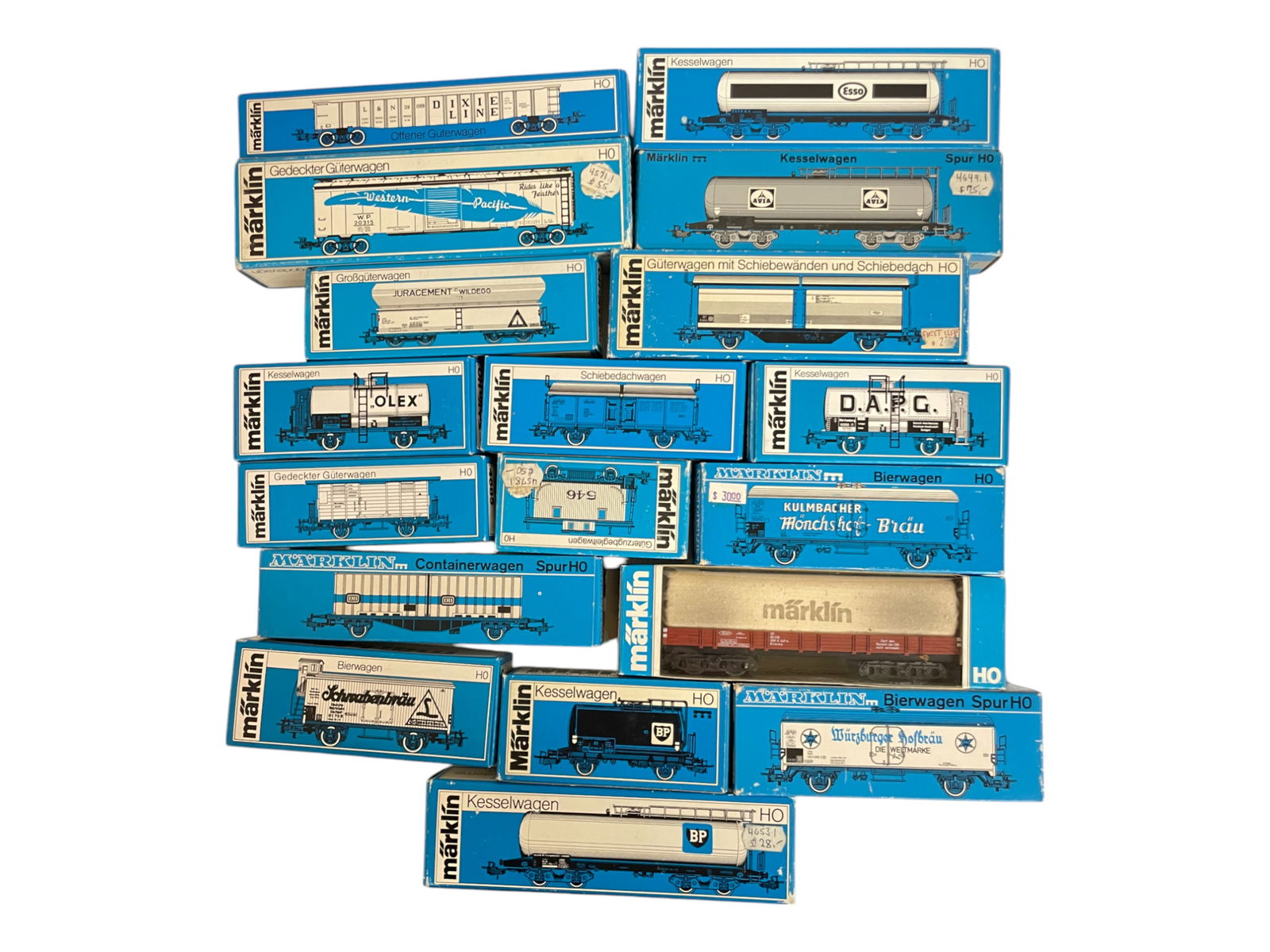 18 Boxed Marklin HO Freights: Includes 4666, 4680, 4675, 4691, 4571, 4649, 4633, 4619, 2-4644, 4685, 4578, 4653, 4674, 4575, 4650, 4475, 4660. A few show light use, most appear unused. Boxes show light shop wear.