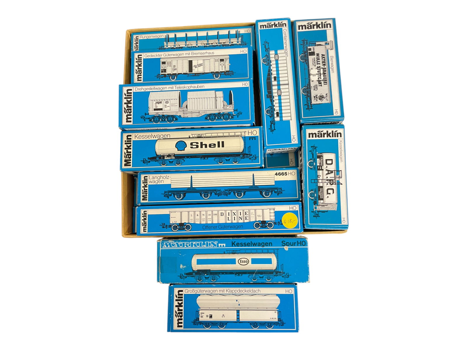2 Each of 11 Marklin HO Freights: Includes 2 X 4626, 4650, 4674, 4678, 4664, 4694, 4698, 4693, 4651, 4665, 4575. Most appear new in boxes 1 4650 box is worn.