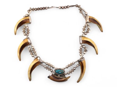 Native American Sterling Silver Bear Claw Necklace