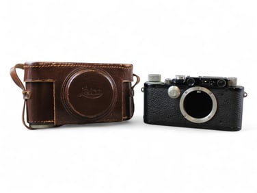 Leica III Black/Nickel Camera & Leather Case
