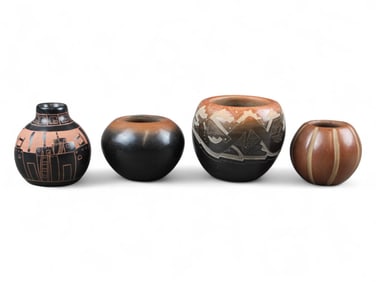 (4) Pueblo Pottery Pots