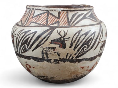 Zuni Heartline Deer Pot 1910-20
