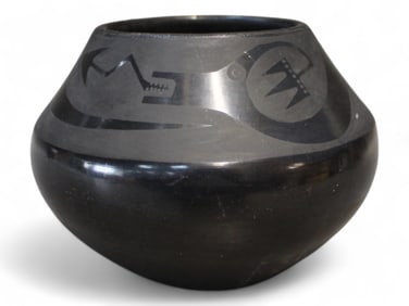 Maria Martinez San Ildefonso Pot 1930s