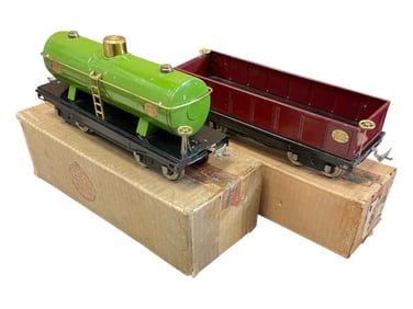 Clean Boxed Lionel 212 & 215 Freight Cars